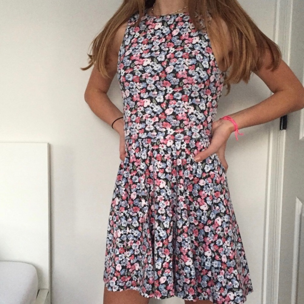 Flower Hollister dress